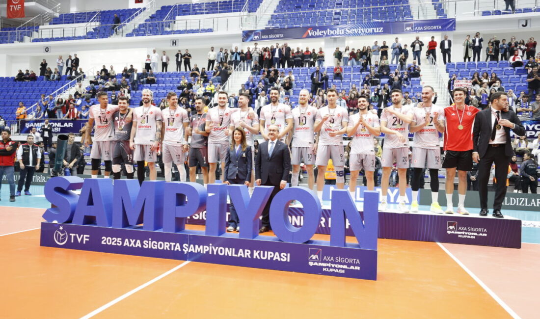 2025 Voleybol Erkekler AXA Sigorta Şampiyonlar Kupası'nı, Fenerbahçe Medicana'yı 3-1