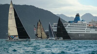  Muğla'nın Marmaris ilçesinde düzenlenen 36. Uluslararası Marmaris Yarış Haftası'nın dördüncü