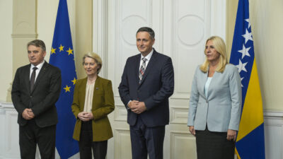 Avrupa Birliği (AB) Komisyonu Başkanı Ursula von der Leyen, Bosna