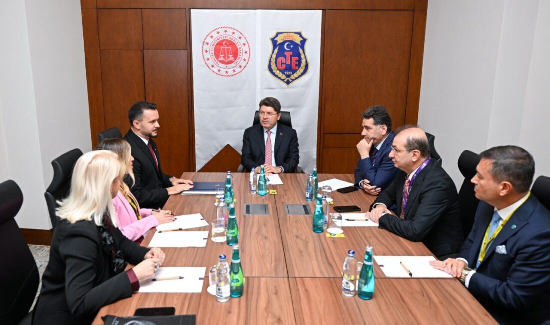 Adalet Bakanı Yılmaz Tunç, Bosna Hersek Adalet Bakan Yardımcısı Elvir