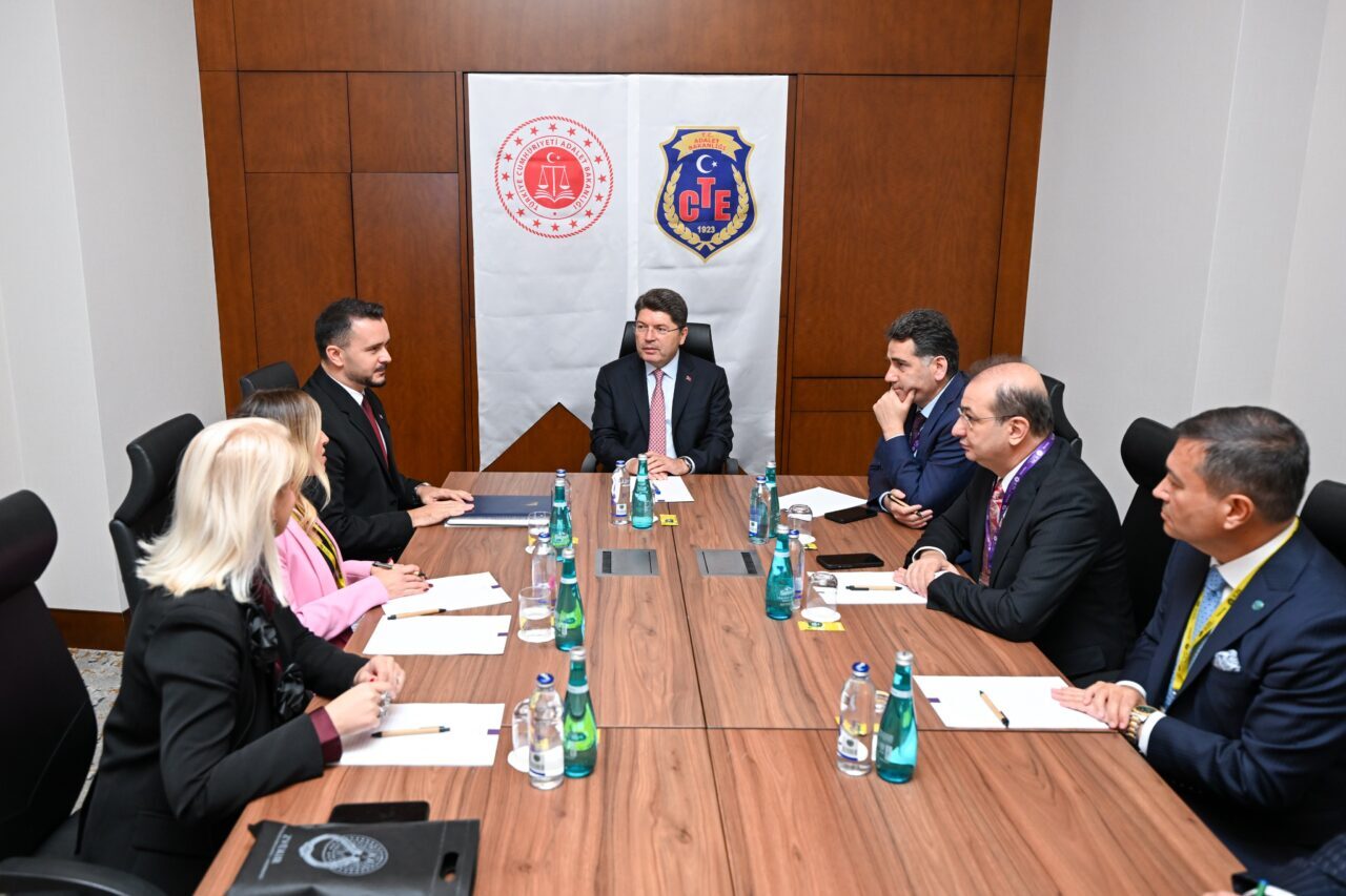 Adalet Bakanı Yılmaz Tunç, Bosna Hersek Adalet Bakan Yardımcısı Elvir