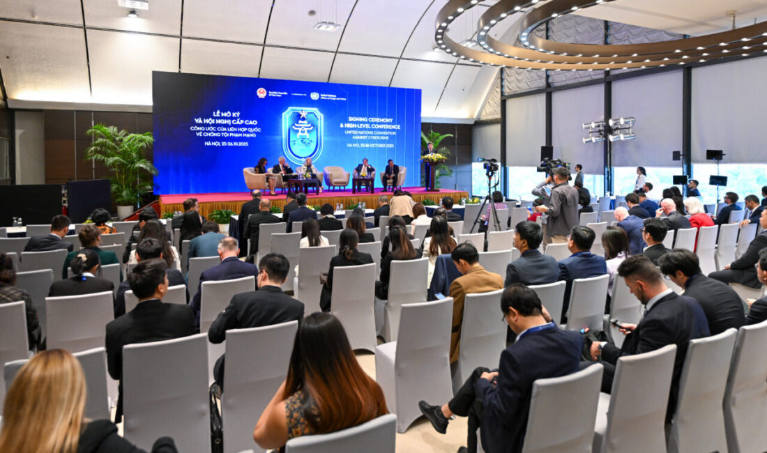  Adalet Bakanı Yılmaz Tunç, "Türkiye'de hukuk alanındaki dijitalleşmeyi daha da