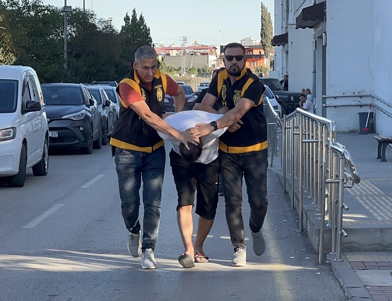  Sarıyer'de denizde erkek cesedi bulundu.