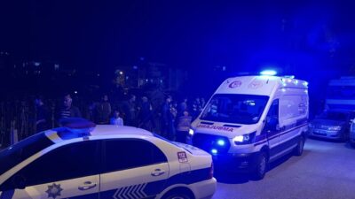 Adıyaman'da iki grup arasında çıkan kavgada 3 kişi yaralandı.