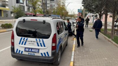  Aksaray'da iki grup arasında çıkan kavgada 2 çocuk bıçakla yaralandı.