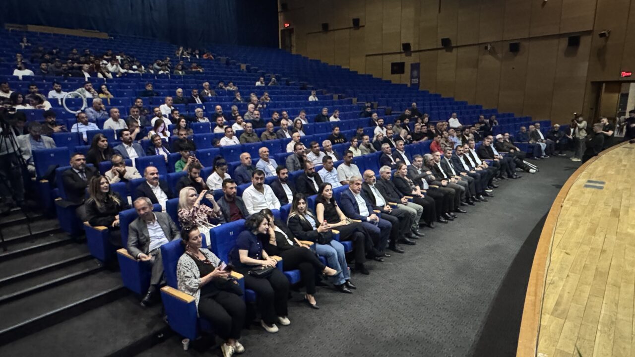 Amed Sportif Faaliyetler Kulübünde başkanlığa Nahit Eren seçildi.