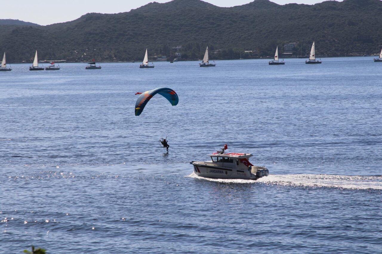  Antalya'nın Kaş ilçesinde 29 Ekim Cumhuriyet Bayramı kutlamaları kapsamında 50