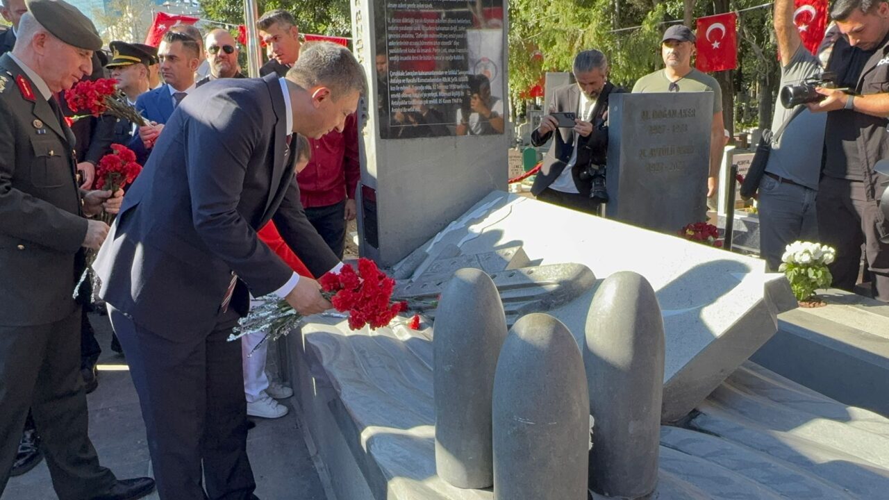 Birinci Dünya Savaşı'nda Fransa'nın "Paris 2" ile "Alexandra", İngiltere'nin "Ben