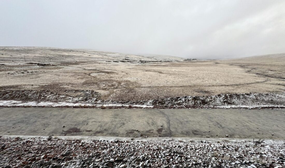  Ardahan'ın yüksek kesimlerinde kar etkili oluyor.