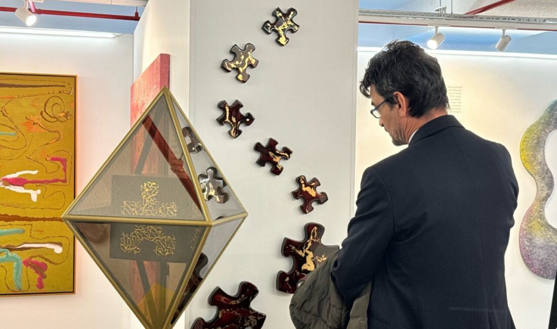 Bilgili Sanat ve Sabiha Kurtulmuş tarafından düzenlenen "Artweeks Istanbul"un 12.