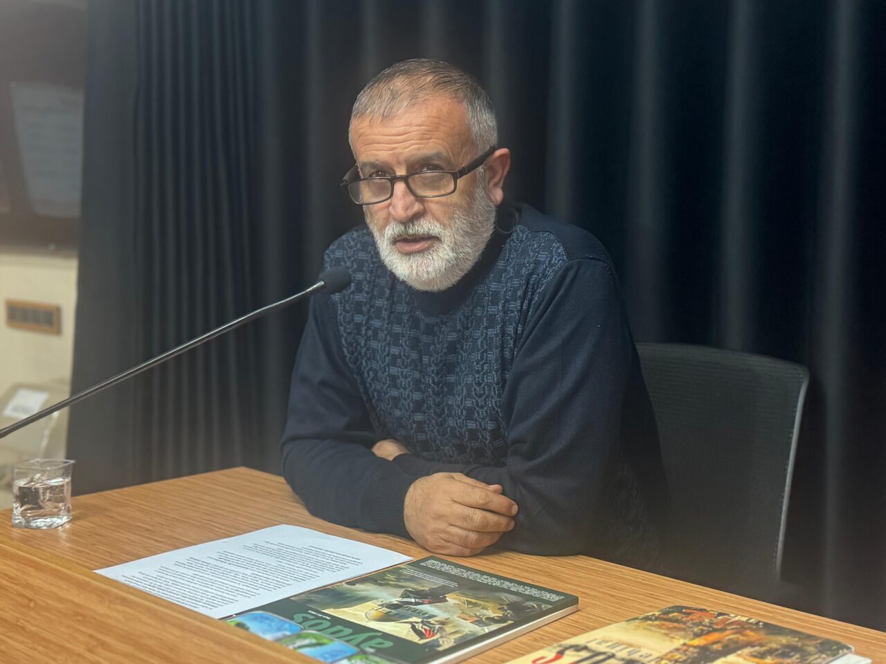 Kültür sanat ve edebiyat dergisi "Aydos"un ele alındığı "Dost Bir