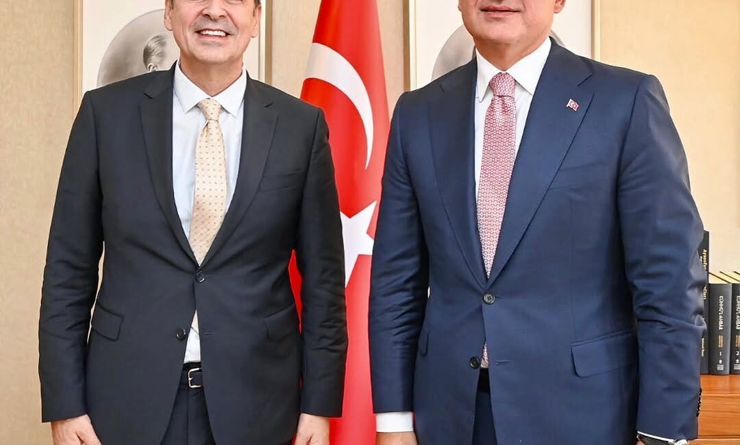  Kültür ve Turizm Bakanı Mehmet Nuri Ersoy, Antalyaspor Başkanı Rıza