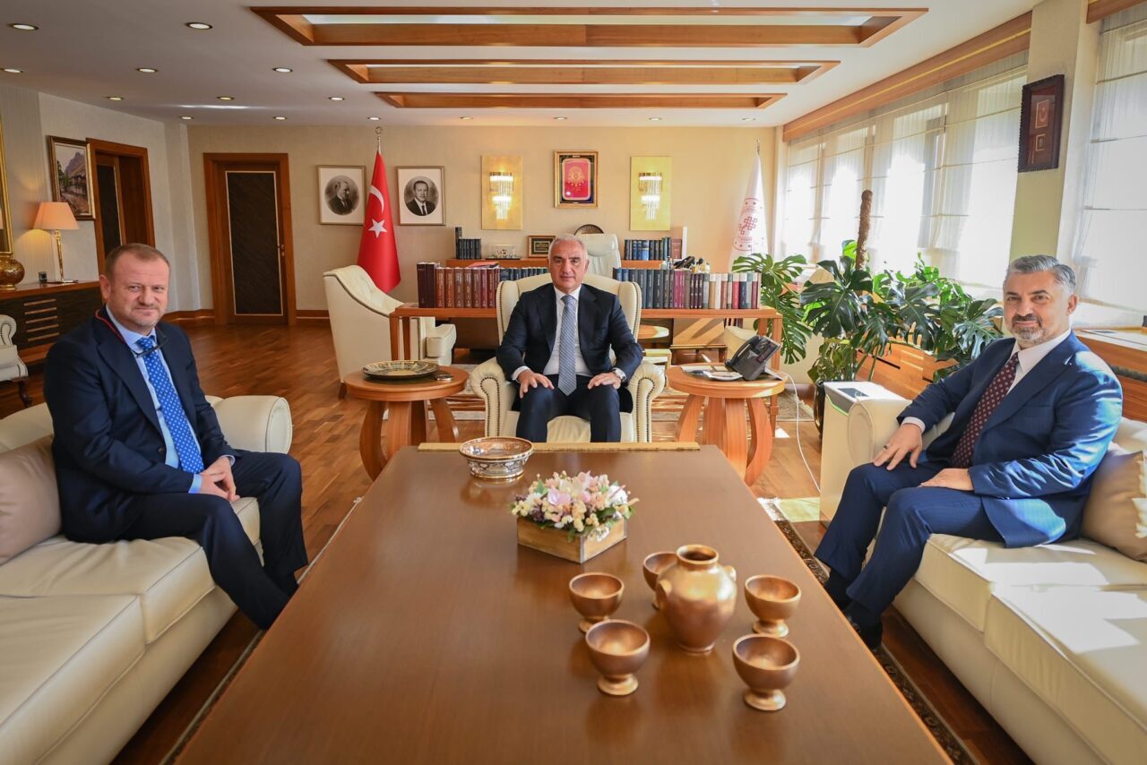 Kültür ve Turizm Bakanı Mehmet Nuri Ersoy, Radyo ve Televizyon