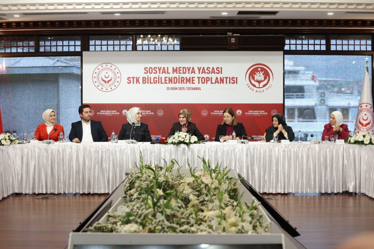 Aile ve Sosyal Hizmetler Bakanı Mahinur Özdemir Göktaş, sosyal medyanın