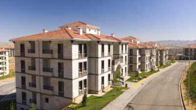 Cumhuriyet tarihinin en büyük sosyal konut hamlesi Yüzyılın Konut Projesi