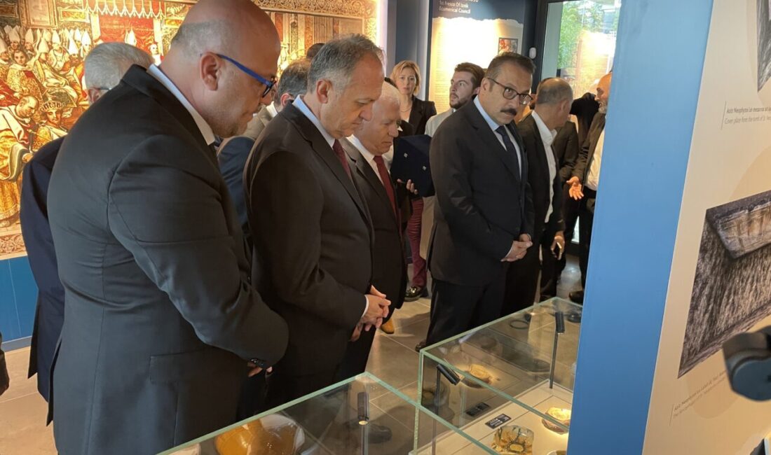 Kültür ve Turizm Bakan Yardımcısı Gökhan Yazgı, açılışı yapılan İznik