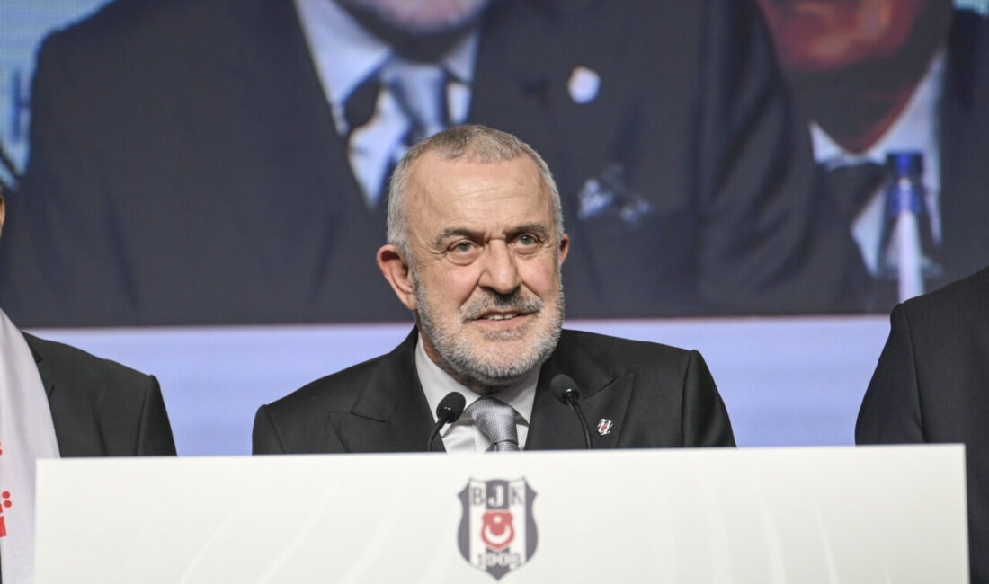 Beşiktaş Kulübünün yeni divan kurulu başkanı Ahmet Ürkmezgil oldu.