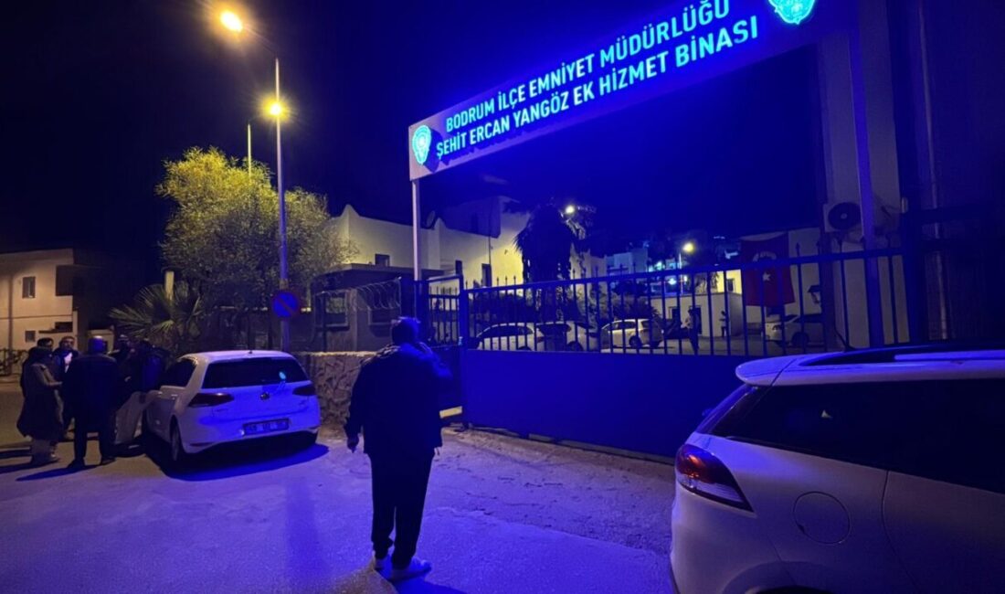  Muğla'nın Bodrum ilçesinde CHP'li bir meclis üyesi rüşvet iddiasıyla gözaltına