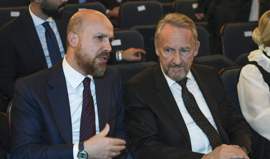 Bağımsız Bosna Hersek'in ilk Cumhurbaşkanı Aliya İzetbegoviç'in doğumunun 100. yılında,