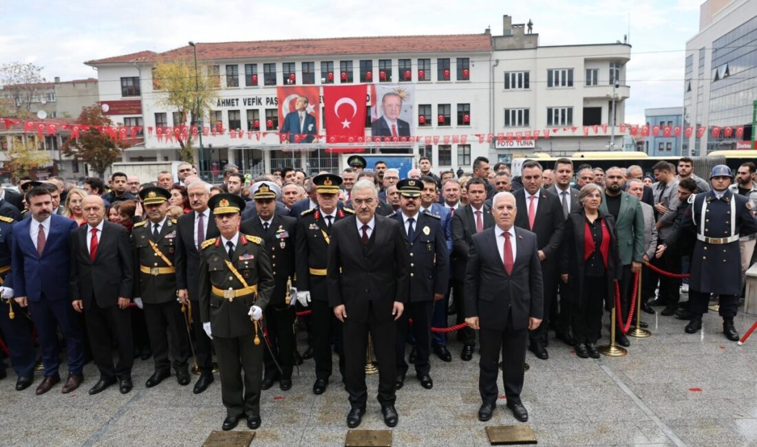 Bursa, Bilecik, Kütahya ve Eskişehir'de Cumhuriyet'in 102. yılı kutlamaları kapsamında