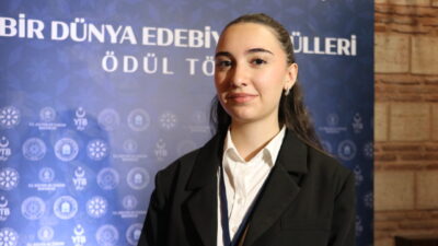  Yurtdışı Türkler ve Akraba Topluluklar Başkanlığının düzenlediği (YTB) "Bir Dünya