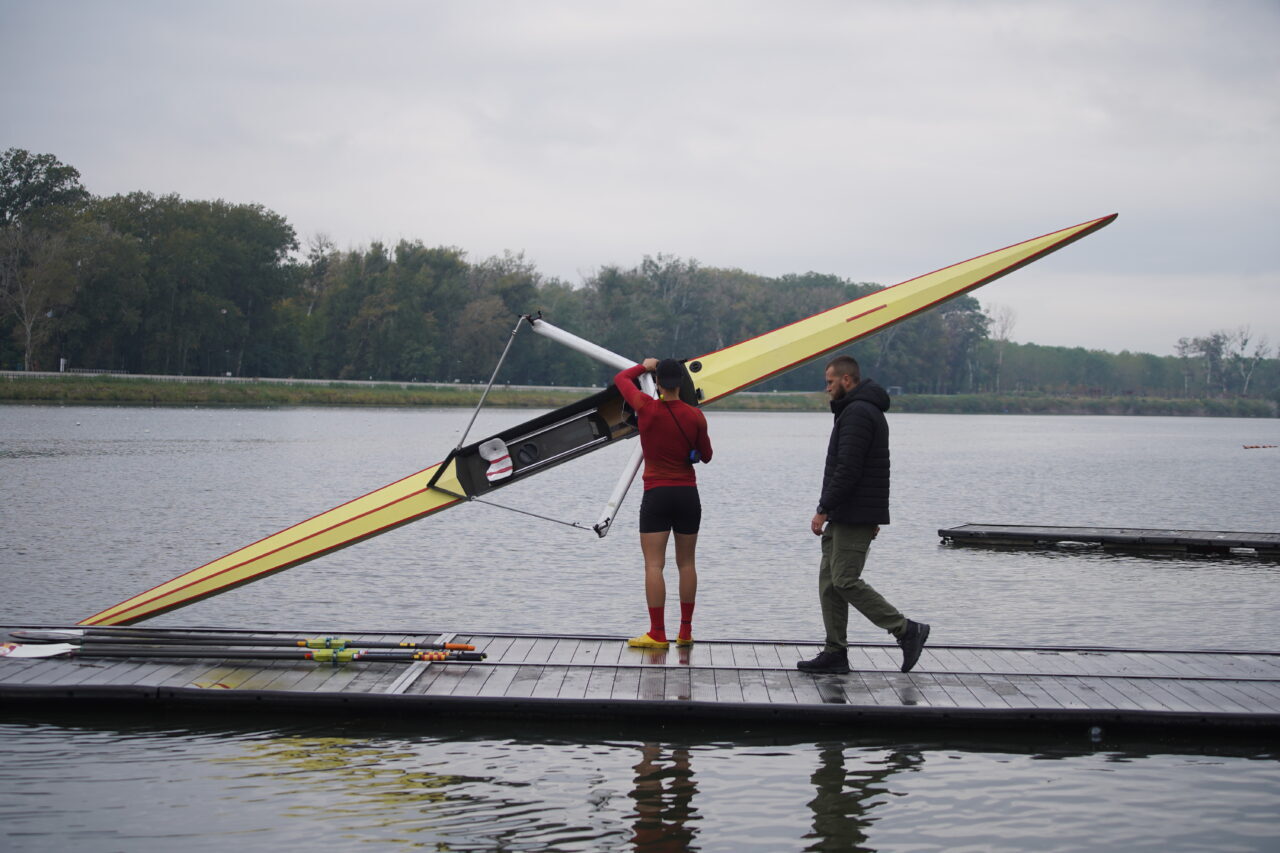  Edirne'de Büyükler Türkiye Kupası Kürek Yarışları başladı.