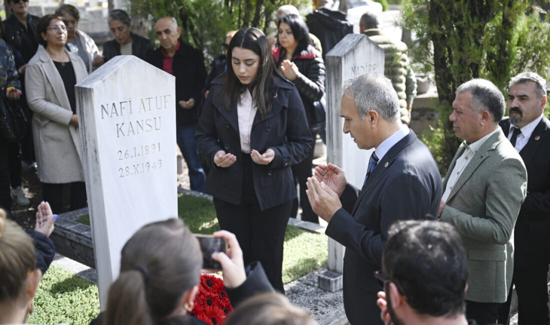 CHP Genel Başkan Yardımcısı Suat Özçağdaş, "Yazdıklarıyla, kurduklarıyla, örnek oluşturduklarıyla