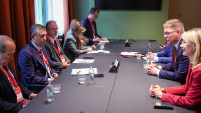  CHP Genel Başkanı Özgür Özel, Hollanda'nın başkenti Amsterdam'da düzenlenen Avrupa