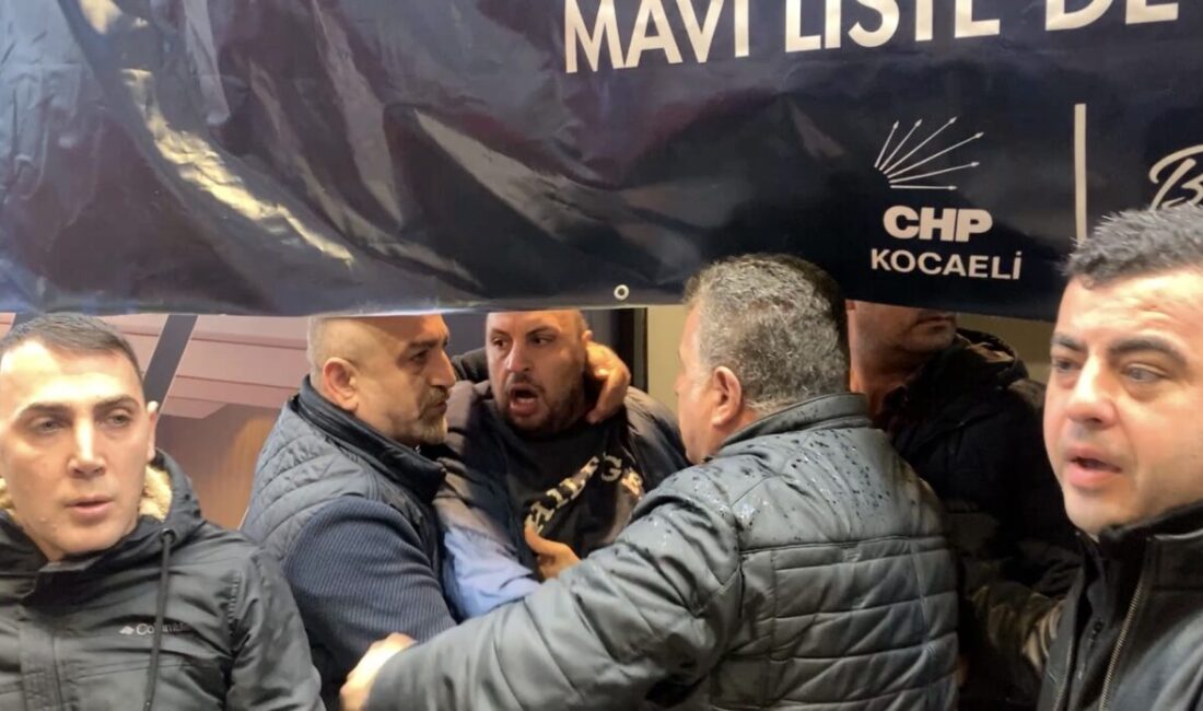  Cumhuriyet Halk Partisi (CHP) Kocaeli İl Başkanlığının 39. Olağan Kongresi'nde