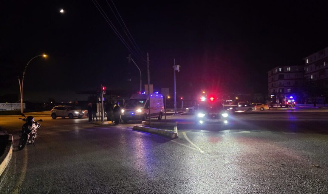 Çorum'da motosikletin devrilmesi sonucu yaralanan 2 kişi hastanede tedavi altına