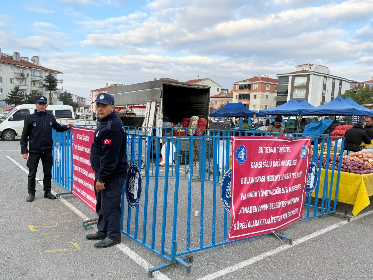  Çorum'da alışveriş sırasında müşteriye "sözlü kötü davranışta bulunduğu" gerekçesiyle 2