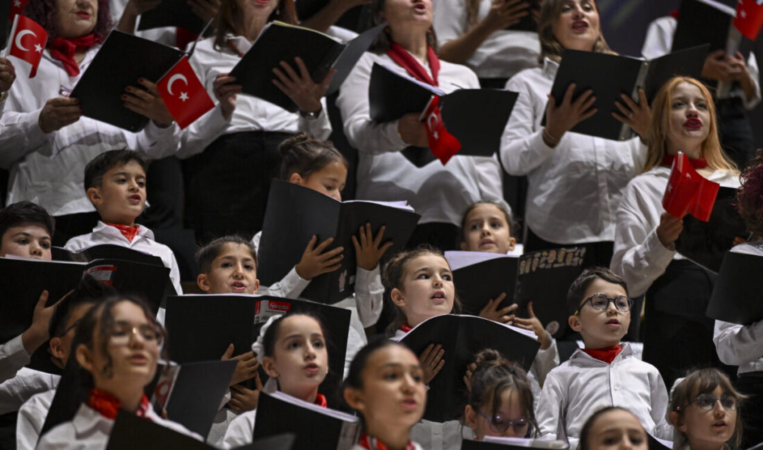  Cumhurbaşkanlığı Senfoni Orkestrası (CSO) ile Devlet Çoksesli Korosu "Cumhuriyet Bayramı