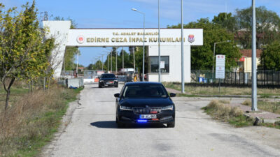 DEM Parti Eş Genel Başkanları Tülay Hatimoğulları ve Tuncer Bakırhan,