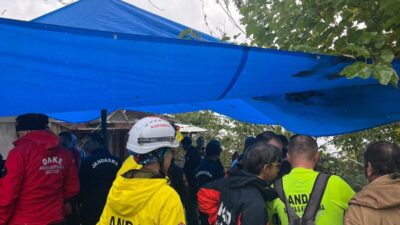 Düzce’nin Cumayeri ilçesinde kırsalda kaybolan kişinin bulunması için arama kurtarma