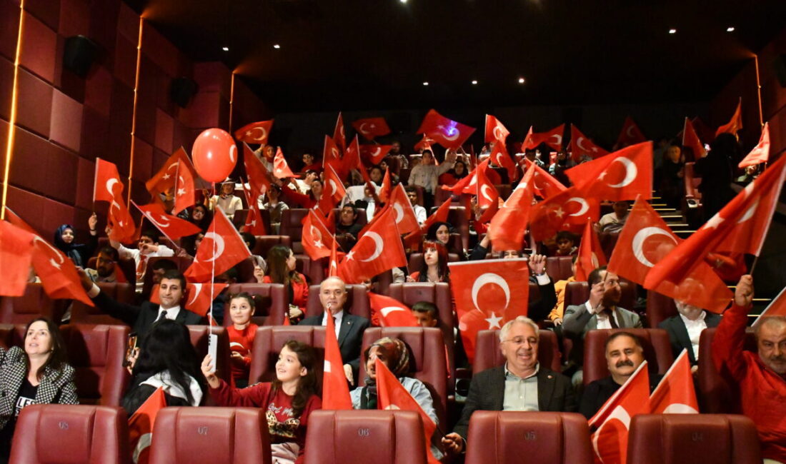  Cumhuriyet'in kuruluşunun 102. yılı dolayısıyla düzenlenen etkinlikte buluşan özel gereksinimli