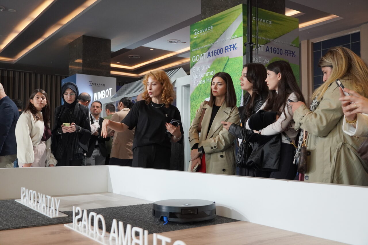 Ecovacs Robotics, yeni nesil akıllı robot süpürge serisi Deebot X11'i