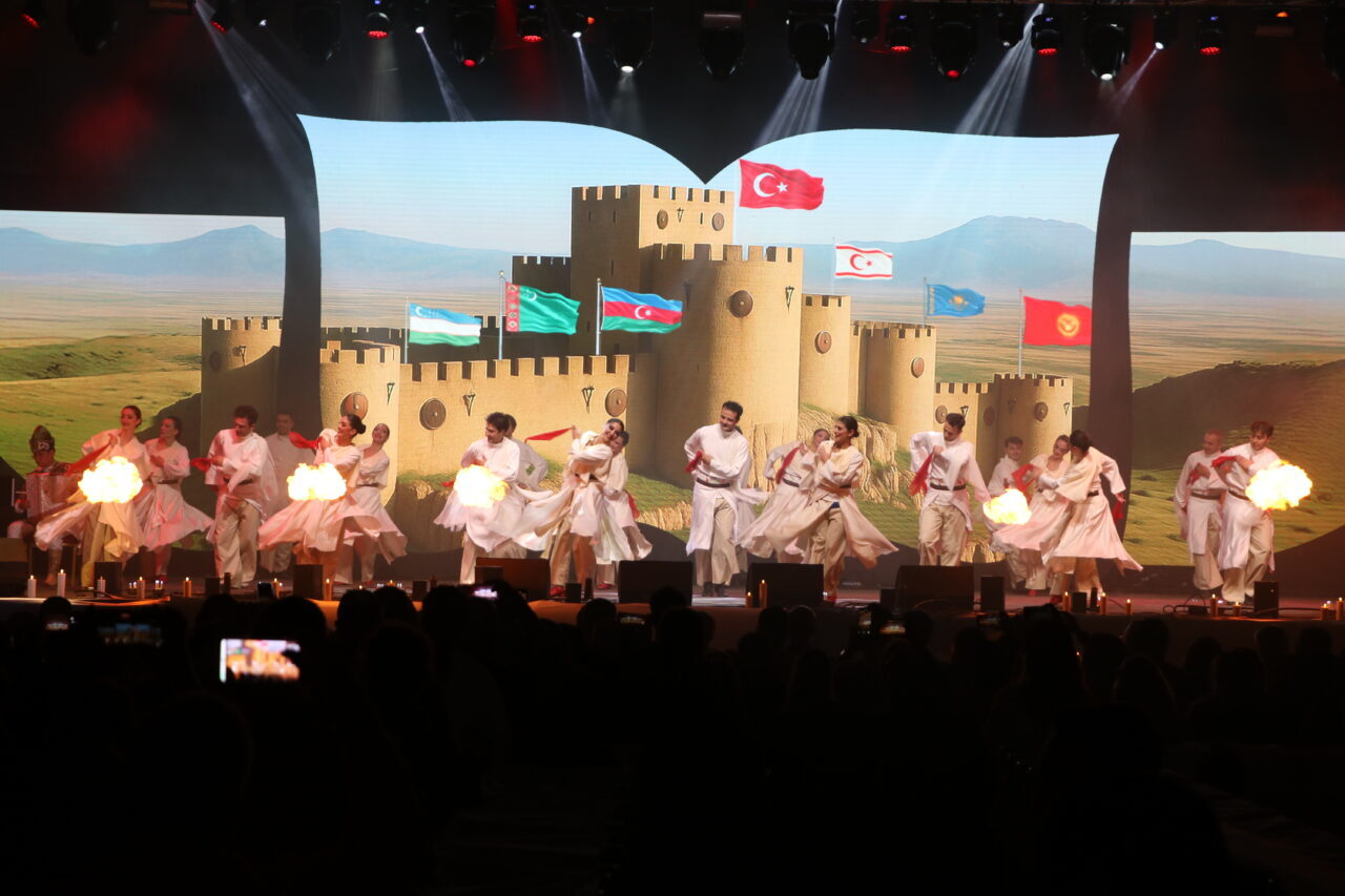 Dünya Etnospor Birliği Başkanı Bilal Erdoğan, "Dünya Etnospor Birliği olarak