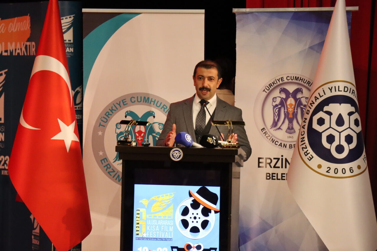 Kültür ve Turizm Bakanlığının desteğiyle düzenlenen "Erzincan 6. Uluslararası Kısa