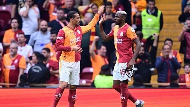 Galatasaray, Süper Lig'in 10. haftasında Göztepe'yi geriye düştüğü maçta mağlup