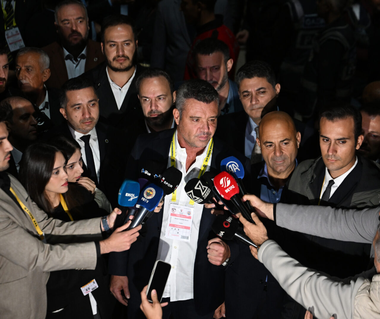 Fenerbahçe Kulübü Başkanı Saadettin Saran, Türkiye Futbol Federasyonu Başkanı İbrahim