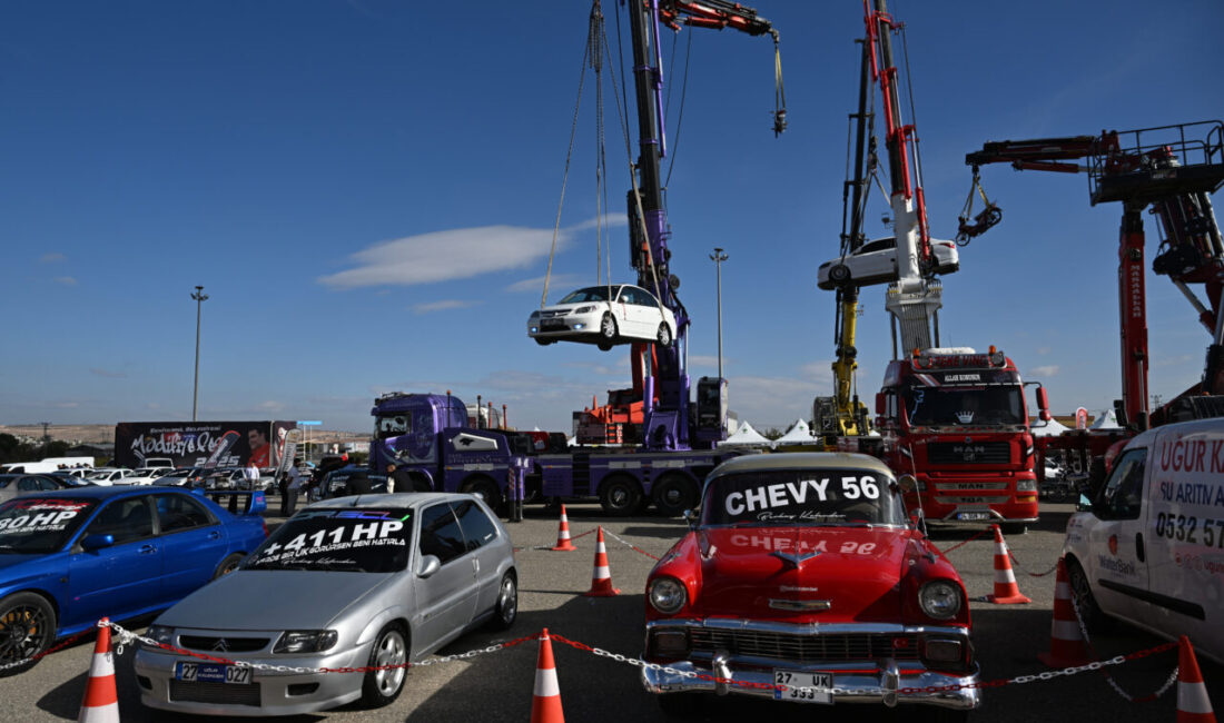  Gaziantep'te yaklaşık 1500 aracın katılımıyla düzenlenen "ModifiyeFest 2025" sona erdi.