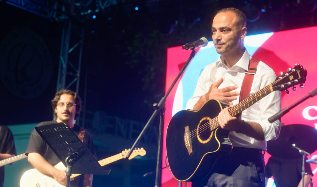 İstanbul Gaziosmanpaşa'da, Cumhuriyet'in 102. yıl dönümü ve 29 Ekim Cumhuriyet Bayramı,