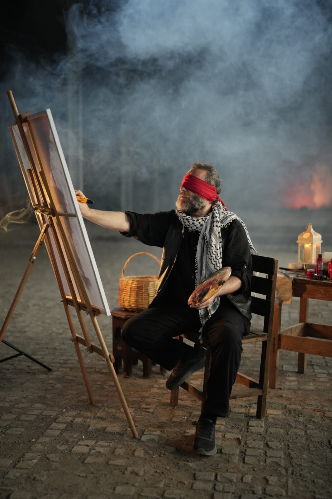 Oyuncu ve müzisyen Yusuf Eker'in Gazze'deki soykırıma dikkati çekmek için