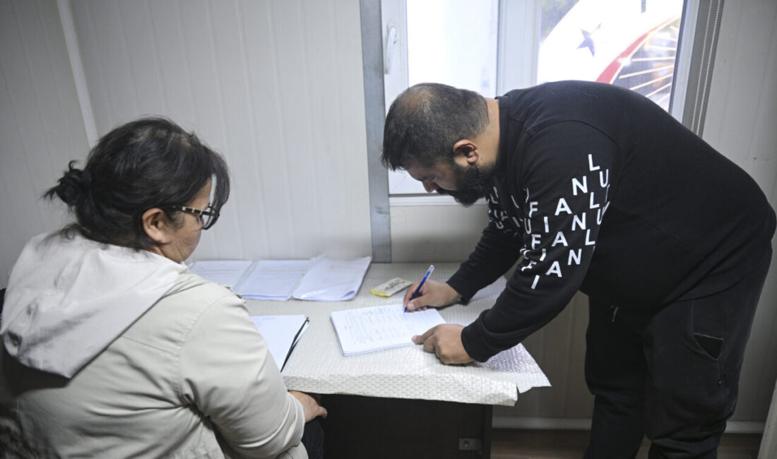 Gençlerbirliği'nde genel kurul üyeleri, kulübü "seçimli olağanüstü genel kurul"a götürmek