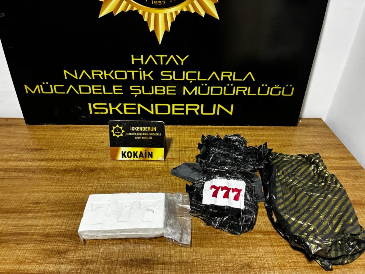 Hatay'ın İskenderun ilçesinde, 1 kilo 100 gram kokain ele geçirilen