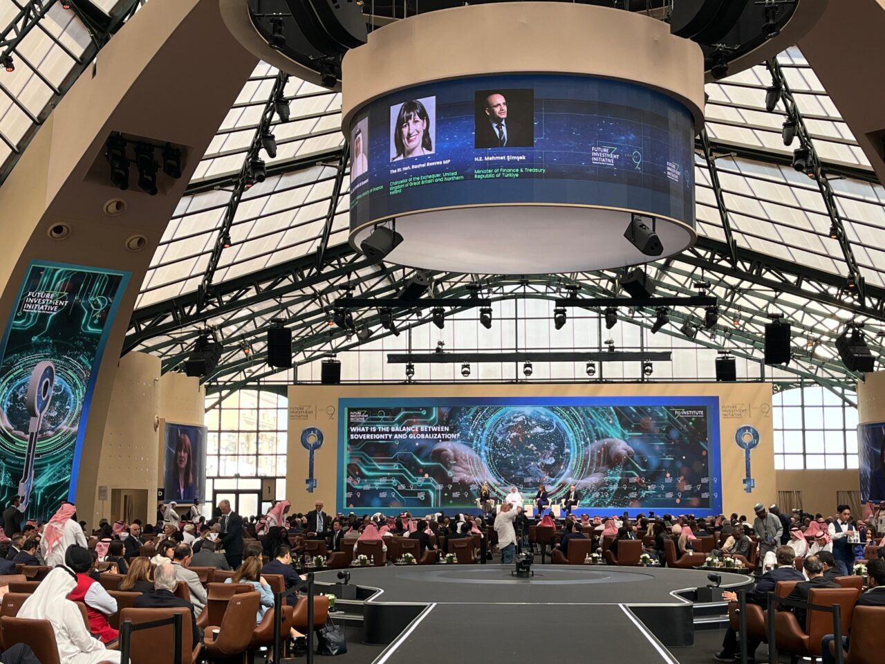 Hazine ve Maliye Bakanı Mehmet Şimşek, Suudi Arabistan'ın başkenti Riyad’da