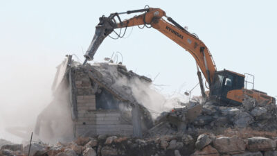  İsrail ordusu, işgal altındaki Batı Şeria'nın orta kesiminde Filistinlilere ait