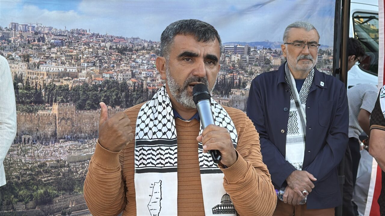 İsrail tarafından uluslararası sularda saldırıya uğrayıp alıkonulan Küresel Sumud Filosu'nda