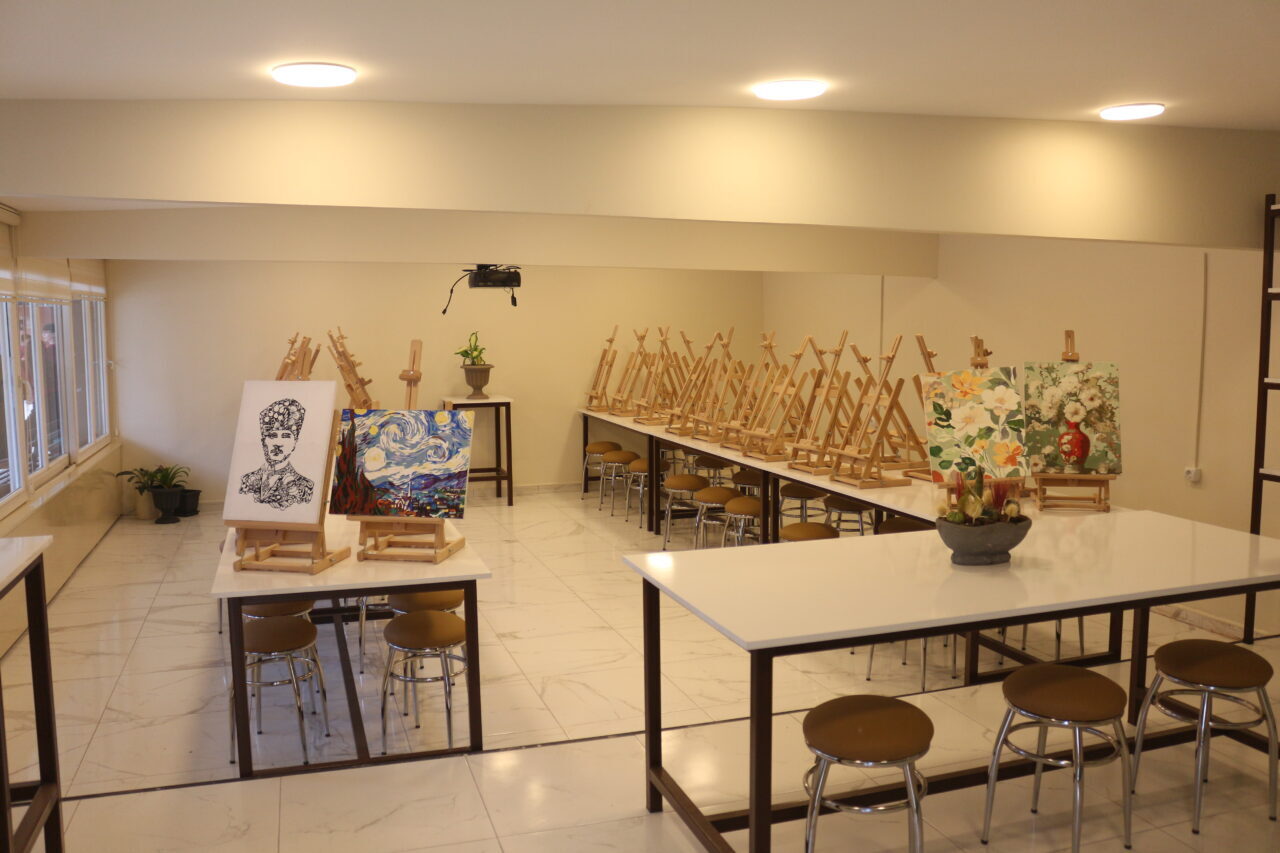  İzmir'de 2020 yılında meydana gelen depremde yaşamını yitiren 11 yaşındaki