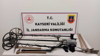 Kayseri'nin Yeşilhisar ilçesinde izinsiz kazı yapan 4 şüpheli gözaltına alındı.